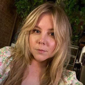 Meet your Posher, Holly